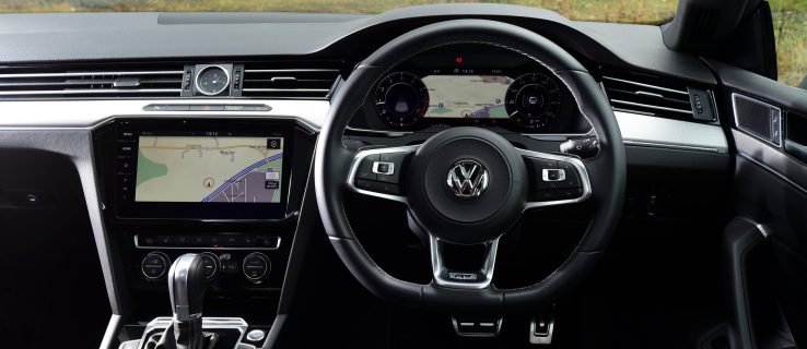 Wewnątrz Volkswagena Arteona, najlepszego i najbardziej zaawansowanego Volkswagena w historii