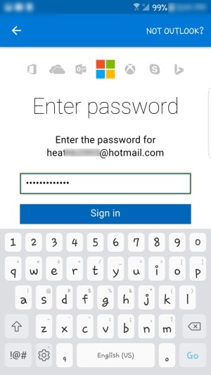 Zaloguj się do hotmaila programu Outlook