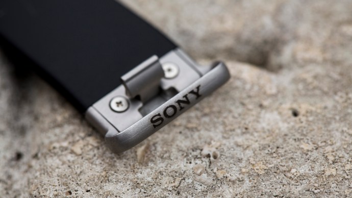 مراجعة Sony SmartBand 2: مشبك جديد