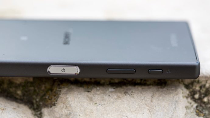 Sony Xperia Z5 Compact apžvalga